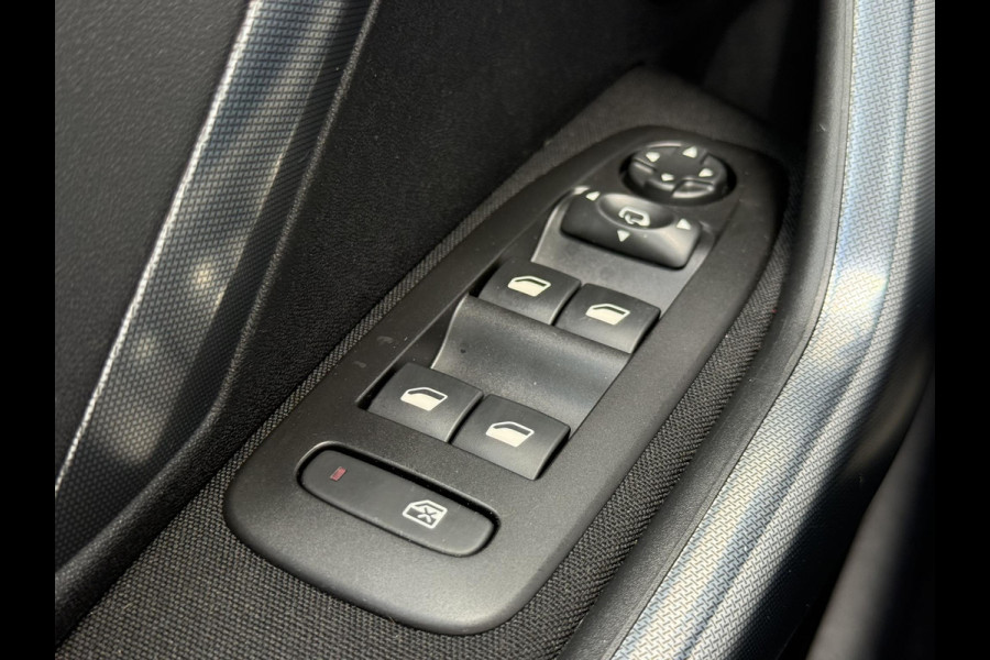 Peugeot 2008 1.2 PureTech Allure 2e Eigenaar|Navi|Pano|Carplay|Clima|Cruise|PDC|Dealer Onderhouden|APK tot 02-2027