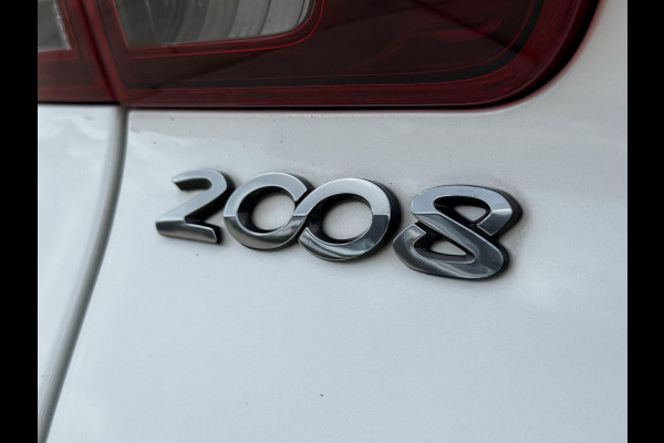 Peugeot 2008 1.2 PureTech Allure 2e Eigenaar|Navi|Pano|Carplay|Clima|Cruise|PDC|Dealer Onderhouden|APK tot 02-2027
