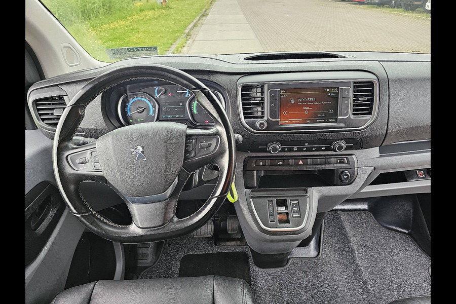 Peugeot e-Expert Standard Premium 75 kWh L2, 330Km WLTP, Snelladen, Cruise control, Airco, Pdc, Carplay, Camera, 1e Eigenaar, Oh-Historie