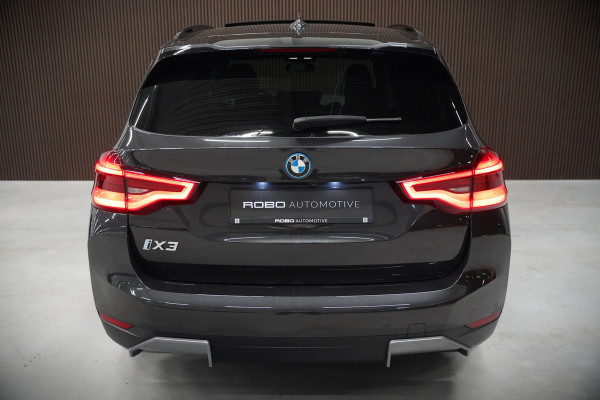 BMW iX3 High Executive 80 kWh | Panoramadak | Harman Kardon | Stoelverwarming | Adaptive Cruise Control | Head-Up Display | Memory Seat | 360 Camera | Ambiance Verlichting | Adaptief Onderstel | Adaptive LED | Trekhaak |
