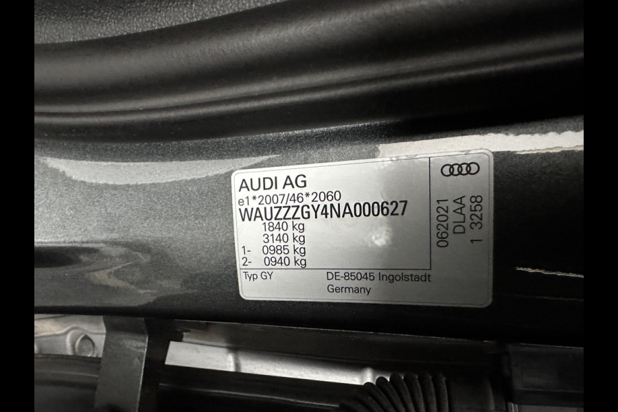 Audi A3 Limousine 30 TFSI S edition S-Line MHEV (INCL-BTW) Aut. *LEATHER | MATRIX-LED | HEATED-SPORTSEATS | ADAPTIVE-CRUISE | CAMERA | DIGI-COCKPIT | NAVI-FULLMAP | PRIVACY-GLASS | AMBIENT-LIGHT | SHIFT-PADDLES | ECC | PDC | 18''ALU*