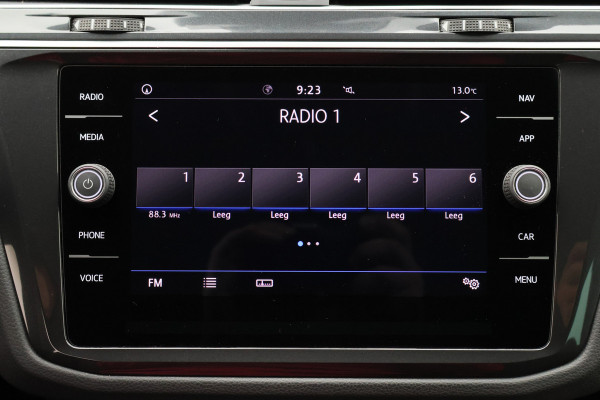 Volkswagen Tiguan 1.5 TSI Comfortline Navigatie, ACC, Apple CarPlay, Climate-/Cruise Control, PDC, 17"