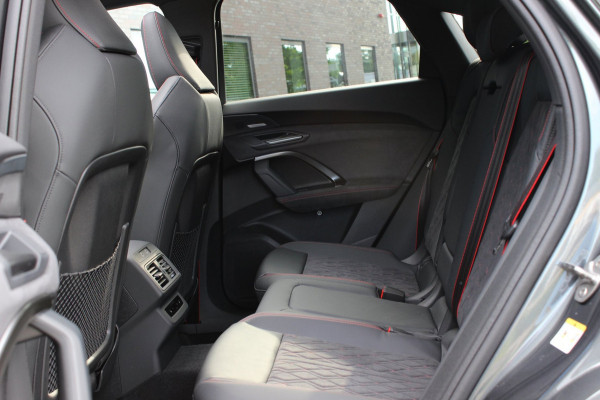 Audi Q5 Sportback 2.0 TFSI e-hybrid quattro S edition Competition