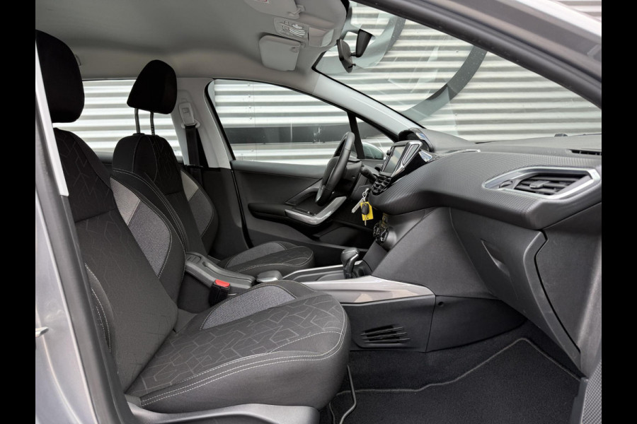 Peugeot 2008 1.2 PureTech Blue Lion 2e Eigenaar|Navi|Carplay|Airco|PDC|Cruise|D-riem vv in 2024|N.A.P|APK tot 11-2026
