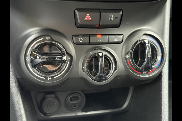 Peugeot 2008 1.2 PureTech Blue Lion 2e Eigenaar|Navi|Carplay|Airco|PDC|Cruise|D-riem vv in 2024|N.A.P|APK tot 11-2026