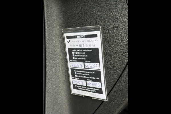 Peugeot 2008 1.2 PureTech Blue Lion 2e Eigenaar|Navi|Carplay|Airco|PDC|Cruise|D-riem vv in 2024|N.A.P|APK tot 11-2026