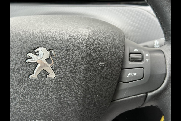 Peugeot 2008 1.2 PureTech Blue Lion 2e Eigenaar|Navi|Carplay|Airco|PDC|Cruise|D-riem vv in 2024|N.A.P|APK tot 11-2026