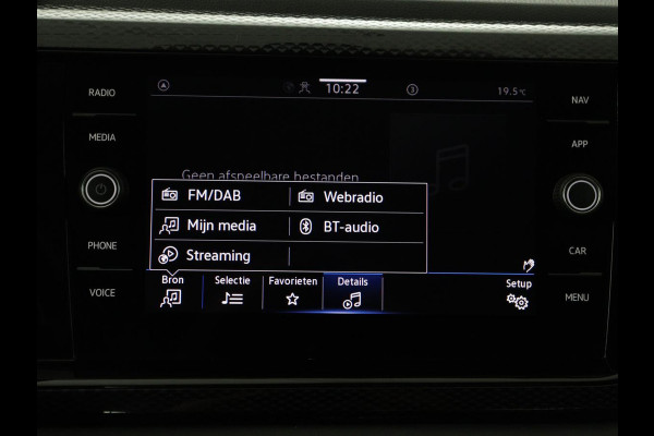Volkswagen POLO 1.0 TSI Style | Stoelverwarming | Climate control | Carplay | Camera | Park assist | Bluetooth | Virtueel dashboard