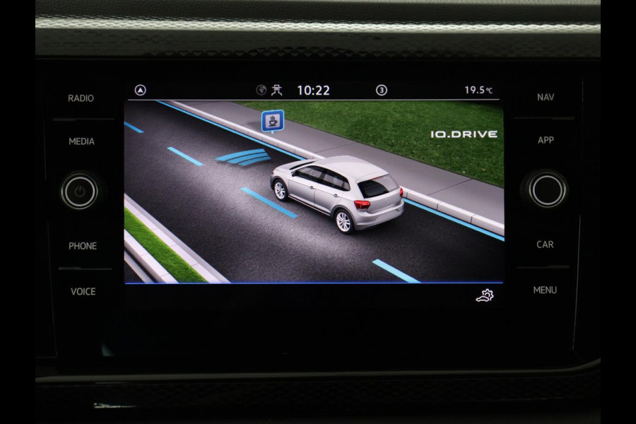 Volkswagen POLO 1.0 TSI Style | Stoelverwarming | Climate control | Carplay | Camera | Park assist | Bluetooth | Virtueel dashboard
