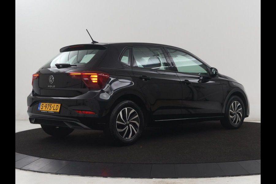 Volkswagen POLO 1.0 TSI Style | Stoelverwarming | Climate control | Carplay | Camera | Park assist | Bluetooth | Virtueel dashboard