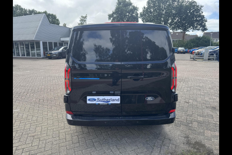 Ford E-Transit Custom 340 L2H1 Limited 71 kWh | SCI | 218pk | Laadvloer bescherming | 12-weg verstel- en verwarmbare AGR bestuurders- en passagiersstoel Laadvloer bescherming,12-weg verstel- en verwarmbare AGR bestuurders- en passagiersstoel | Trekhaakvoorbereiding | 17 inch lichtmetalen velgen (Carbonised Grey) | Driver Assistent Pack Ultimate | AGM accu | BEV 3-fase oplaadkabel (mode 3, 32A, 10m)