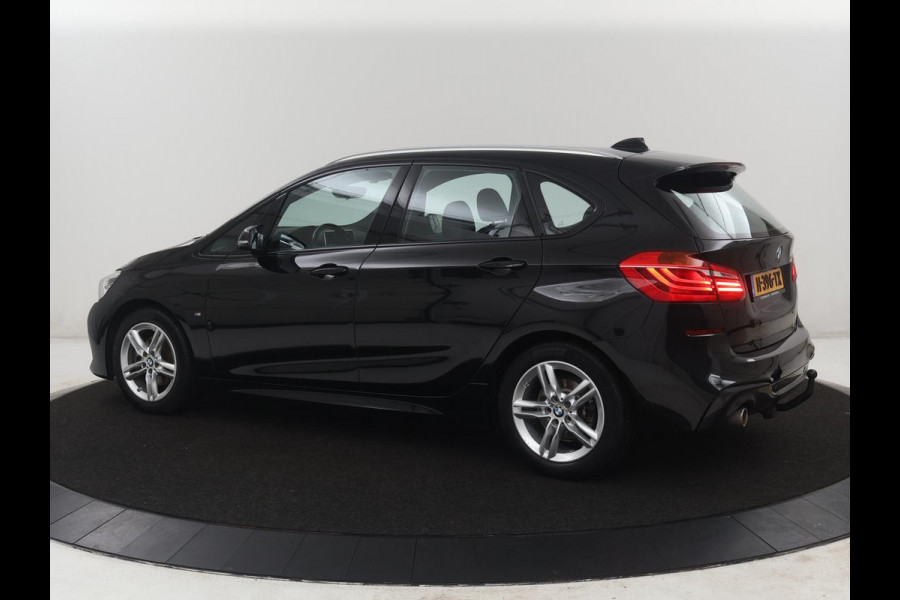 BMW 2 Serie Active Tourer 218i Executive Edition | Half leder | Cruise control | Head-up | Interieur verlichting | Navigatie | Bluetooth | Elektrische achterklep | Trekhaak
