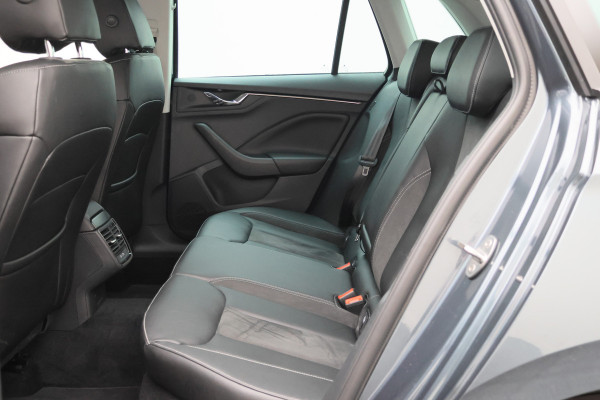 Škoda Kamiq 1.0 TSI Business Edition Leer, Elektr. Stoel, Camera, ACC, Keyless, Virtual Cockpit, LED, PDC