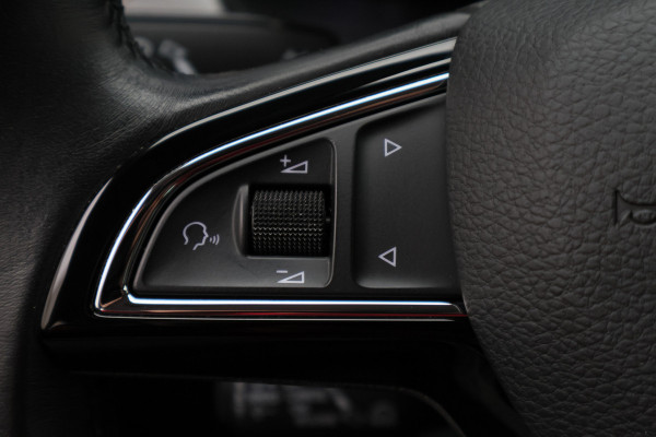 Škoda Kamiq 1.0 TSI Business Edition Leer, Elektr. Stoel, Camera, ACC, Keyless, Virtual Cockpit, LED, PDC