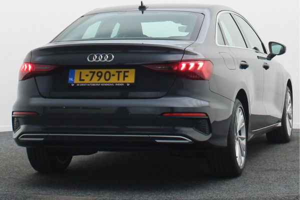 Audi A3 Limousine 35 TFSI Business edition Leer, Matrix LED, Camera, Apple Carplay, Virtual Cockpit, PDC