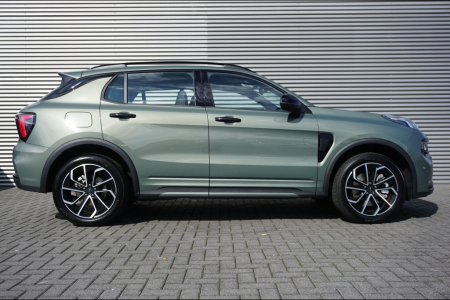 Lynk & Co 01 276 PK Core NIEUW MODEL | 1.800 TREKGEWICHT | NED. AUTO!