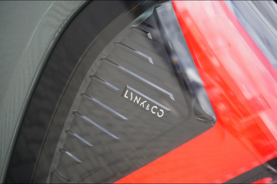 Lynk & Co 01 276 PK Core NIEUW MODEL | 1.800 TREKGEWICHT | NED. AUTO!