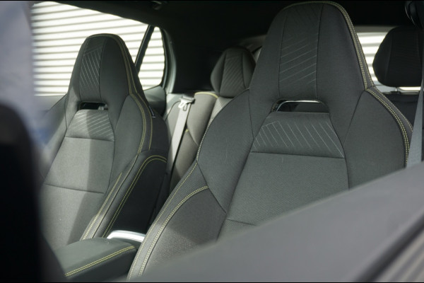 Lynk & Co 01 276 PK Core NIEUW MODEL | 1.800 TREKGEWICHT | NED. AUTO!