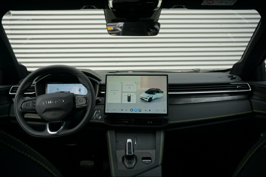 Lynk & Co 01 276 PK Core NIEUW MODEL | 1.800 TREKGEWICHT | NED. AUTO!