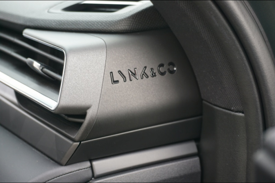 Lynk & Co 01 276 PK Core NIEUW MODEL | 1.800 TREKGEWICHT | NED. AUTO!