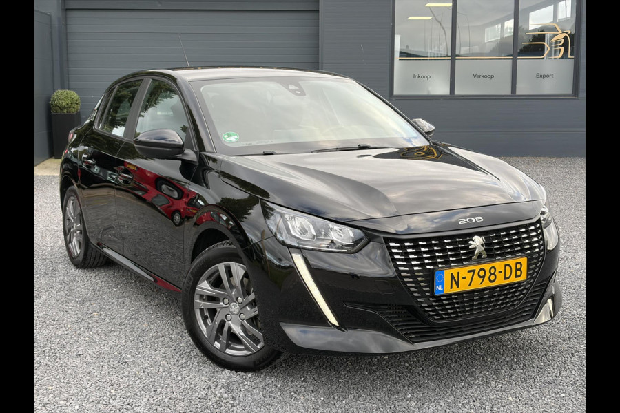 Peugeot 208 1.2 PureTech Blue Lease Active ✓102pk✓2e Eigenaar✓Trekhaak✓Navi✓Carplay✓6 Bak✓Dealer Onderhouden✓Lm velgen✓Rijstrooksensor✓Pdc✓N.A.P✓Clima✓Cruise✓Weinig km✓Apk tot 09-2027
