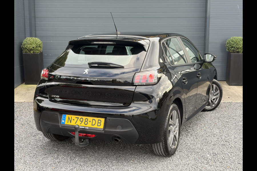 Peugeot 208 1.2 PureTech Blue Lease Active ✓102pk✓2e Eigenaar✓Trekhaak✓Navi✓Carplay✓6 Bak✓Dealer Onderhouden✓Lm velgen✓Rijstrooksensor✓Pdc✓N.A.P✓Clima✓Cruise✓Weinig km✓Apk tot 09-2027