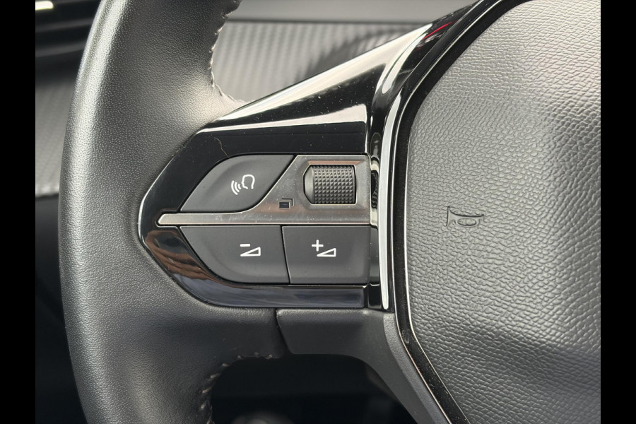 Peugeot 208 1.2 PureTech Blue Lease Active ✓102pk✓2e Eigenaar✓Trekhaak✓Navi✓Carplay✓6 Bak✓Dealer Onderhouden✓Lm velgen✓Rijstrooksensor✓Pdc✓N.A.P✓Clima✓Cruise✓Weinig km✓Apk tot 09-2027