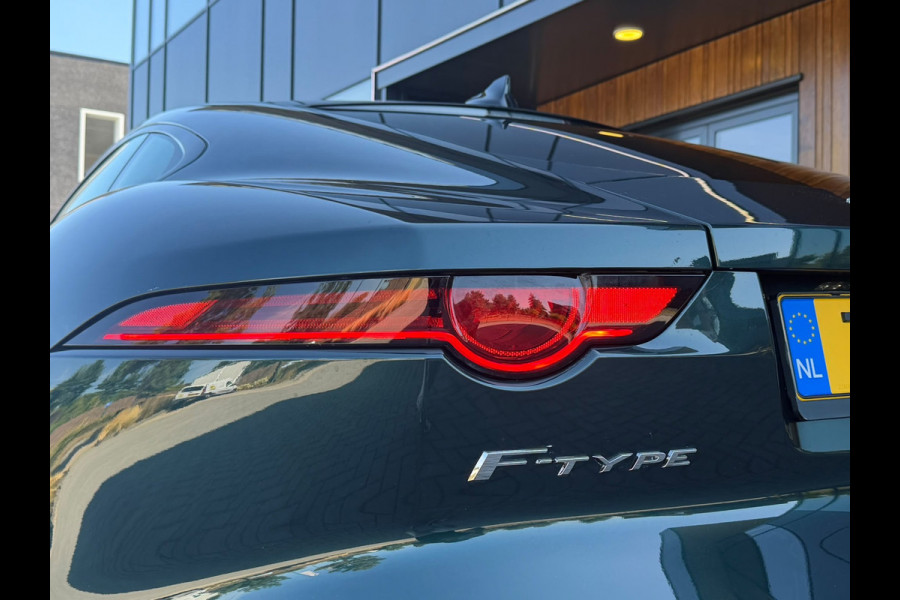 Jaguar F-Type 2.0T R-Dynamic, panoramadak, britisch racing green,1 e eigenaar, NL auto met nap