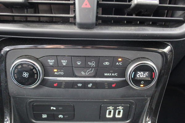 Ford EcoSport 1.0 EcoBoost ST-Line , 125pk , Mooie Hoogzitter Climate control , Cruise control , Achteruitrijcamera Stoel,Stuur en Voorruitverwarming , Bluetooth , Navigatie
