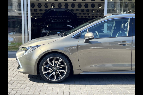 Toyota Corolla Touring Sports 2.0 Hybrid Premium | Trekhaak, Panoramadak, JBL, Matrix LED, 18 inch, Leer, Stoelverwarming
