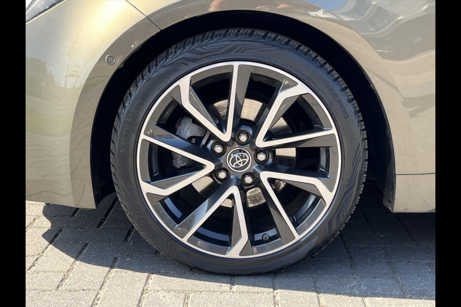Toyota Corolla Touring Sports 2.0 Hybrid Premium | Trekhaak, Panoramadak, JBL, Matrix LED, 18 inch, Leer, Stoelverwarming