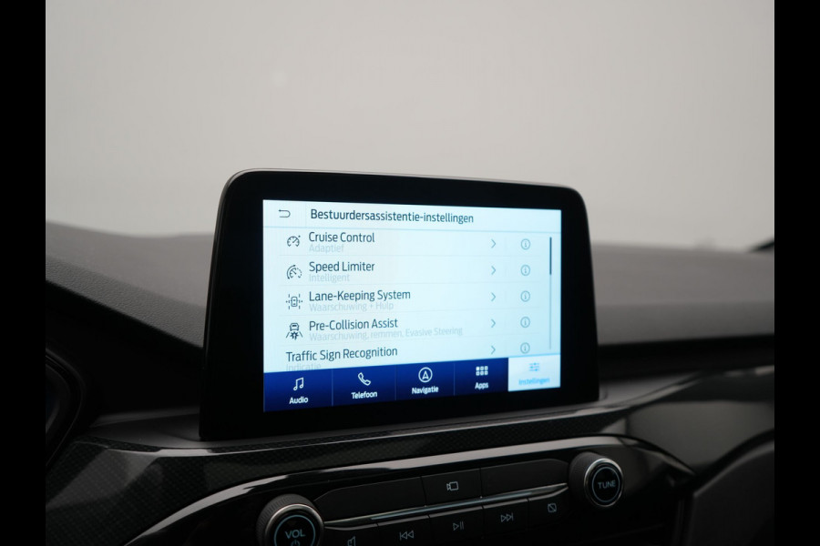 Ford Kuga 2.5 ST-Line X PHEV 225pk Dealer O.H. | Panodak | Adaptive Cruise | Head Up | 360 Camera | Alcantara Sportstoelen & Stuur Verwarmd | Bang & Olufsen | Keyless | Blis | Apple Carplay | Navigatie | DAB | Plug In Hybrid
