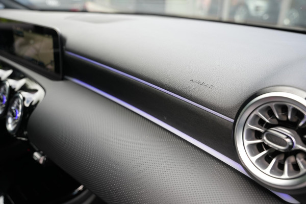 Mercedes-Benz A-Klasse AMG 35 4MATIC Aero Pack Burmester WideScreen Facelift