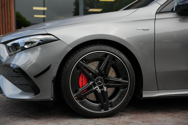 Mercedes-Benz A-Klasse AMG 35 4MATIC Aero Pack Burmester WideScreen Facelift