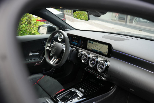 Mercedes-Benz A-Klasse AMG 35 4MATIC Aero Pack Burmester WideScreen Facelift