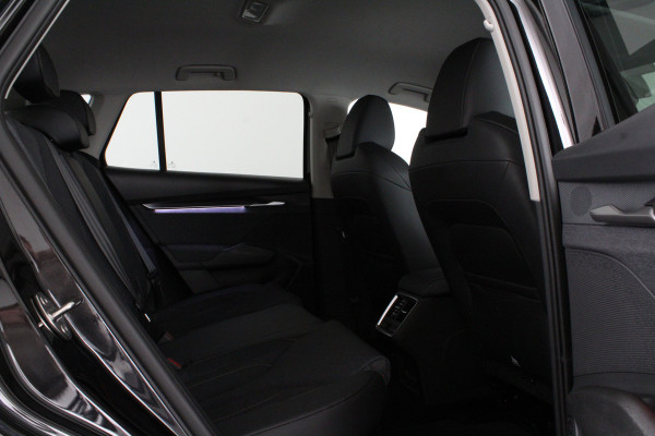Škoda Elroq 60 Business Edition Loft > Warmtepomp/Winterpakket/Black Magic Pearlescent