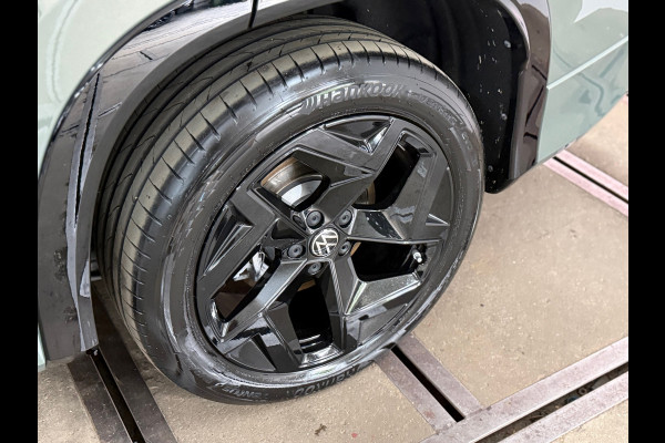 Volkswagen Tayron 1.5 eTSI R-Line Black Edition | Fabr. garantie tot 2030 | 272PK | Pano | H/K | IQ. Matrix led | Massage|Trekhaak