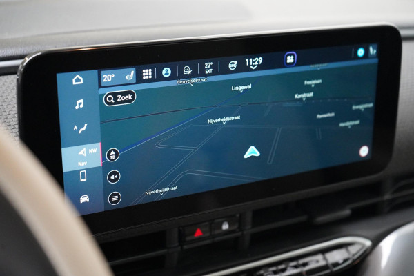 Fiat 500E La Prima 42 kWh | SoH 98,4% | Stoelverwarming | Navigatie | Leder | Lm velgen | All-seasonbanden