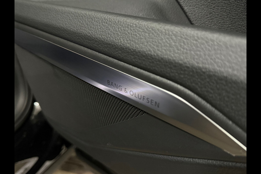 Audi Q8 Sportback e-tron 50 quattro S Edition 95 kWh | Pano | B&O| 22” | Massage | Adaptive Cruise | Matrix LED