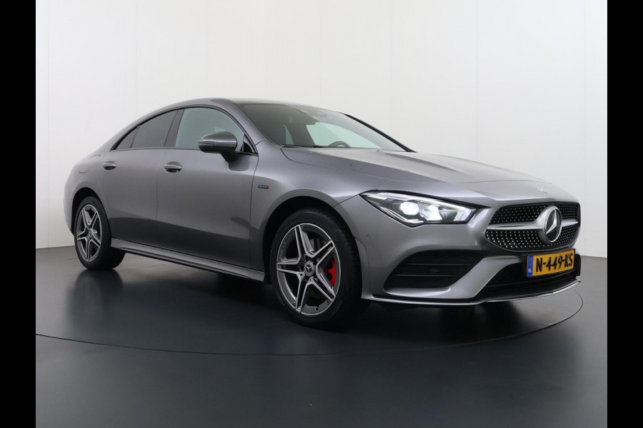 Mercedes-Benz CLA-Klasse 250 e Business Solution AMG AMG | COMPLEET ONDERHOUDEN | SFEERVERLICHTING | STOELVERWARMING | ACHTERUITRIJCAMERA | RIJKLAARPRIJS | 12 MND BOVAG GARANTIE