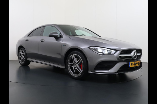 Mercedes-Benz CLA-Klasse 250 e Business Solution AMG AMG | COMPLEET ONDERHOUDEN | SFEERVERLICHTING | STOELVERWARMING | ACHTERUITRIJCAMERA | RIJKLAARPRIJS | 12 MND BOVAG GARANTIE