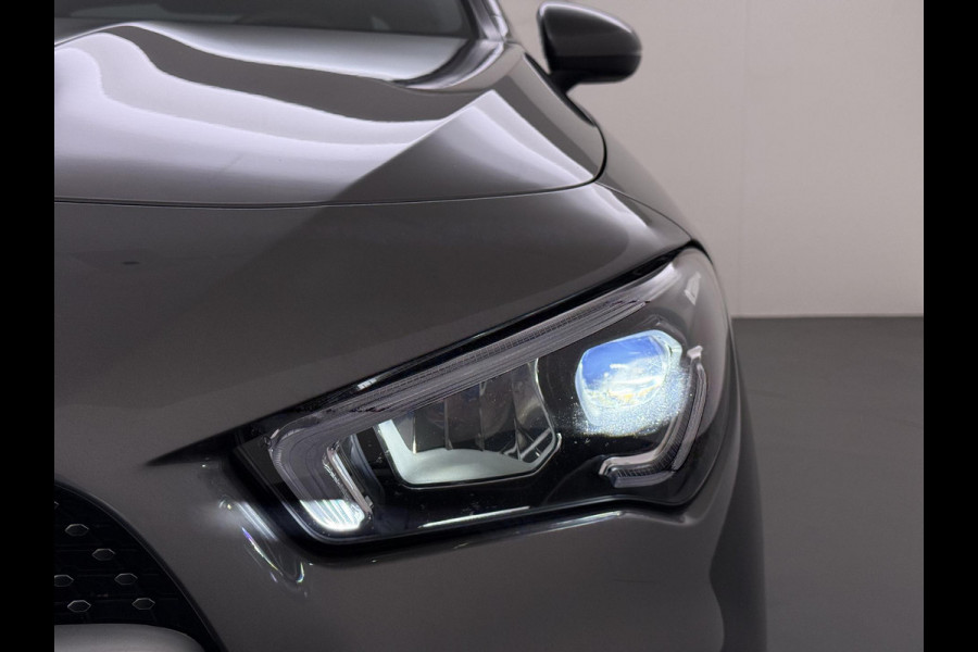 Mercedes-Benz CLA-Klasse 250 e Business Solution AMG AMG | COMPLEET ONDERHOUDEN | SFEERVERLICHTING | STOELVERWARMING | ACHTERUITRIJCAMERA | RIJKLAARPRIJS | 12 MND BOVAG GARANTIE