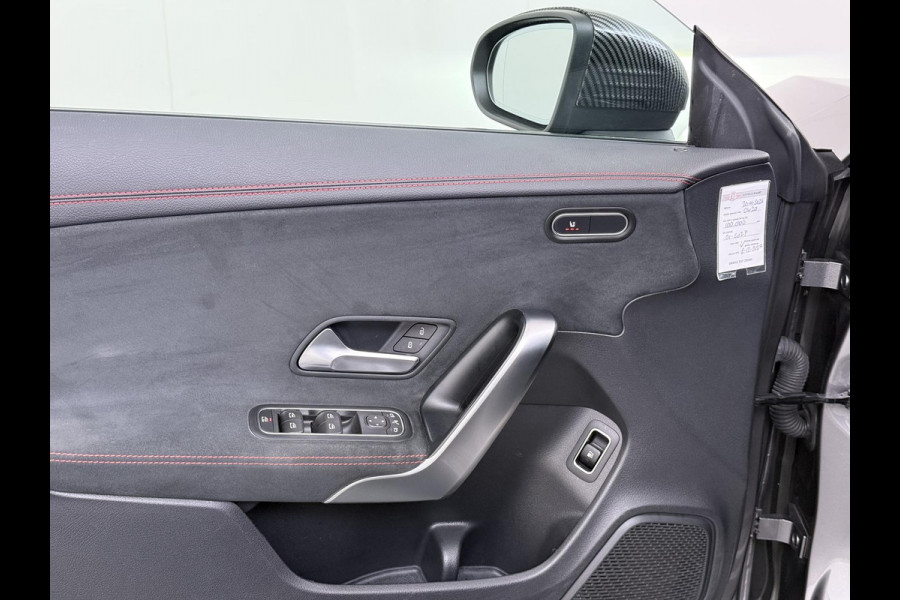 Mercedes-Benz CLA-Klasse 250 e Business Solution AMG AMG | COMPLEET ONDERHOUDEN | SFEERVERLICHTING | STOELVERWARMING | ACHTERUITRIJCAMERA | RIJKLAARPRIJS | 12 MND BOVAG GARANTIE