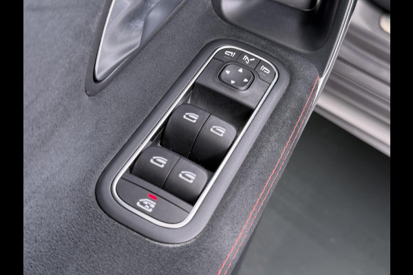 Mercedes-Benz CLA-Klasse 250 e Business Solution AMG AMG | COMPLEET ONDERHOUDEN | SFEERVERLICHTING | STOELVERWARMING | ACHTERUITRIJCAMERA | RIJKLAARPRIJS | 12 MND BOVAG GARANTIE