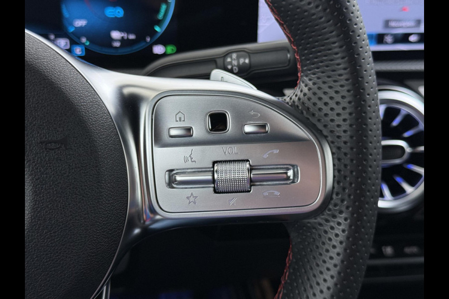 Mercedes-Benz CLA-Klasse 250 e Business Solution AMG AMG | COMPLEET ONDERHOUDEN | SFEERVERLICHTING | STOELVERWARMING | ACHTERUITRIJCAMERA | RIJKLAARPRIJS | 12 MND BOVAG GARANTIE