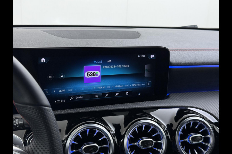 Mercedes-Benz CLA-Klasse 250 e Business Solution AMG AMG | COMPLEET ONDERHOUDEN | SFEERVERLICHTING | STOELVERWARMING | ACHTERUITRIJCAMERA | RIJKLAARPRIJS | 12 MND BOVAG GARANTIE