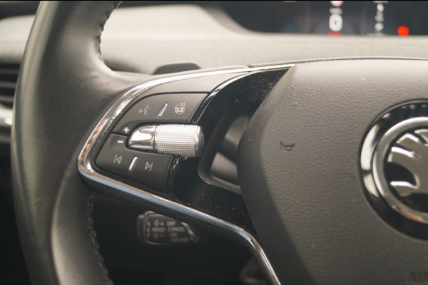 Škoda ENYAQ iV 60 180pk -SOH91%-NAVI-ECC-PDC-
