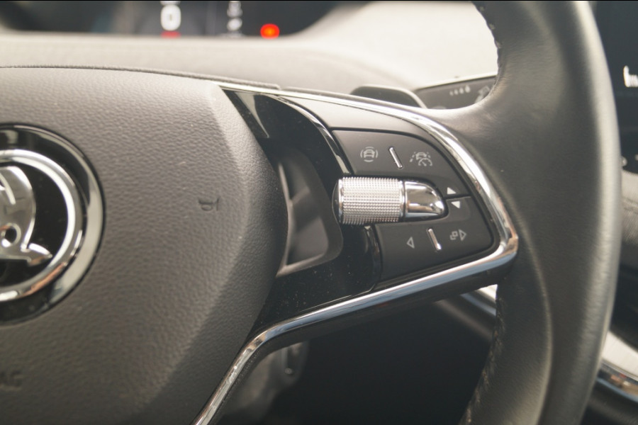 Škoda ENYAQ iV 60 180pk -SOH91%-NAVI-ECC-PDC-
