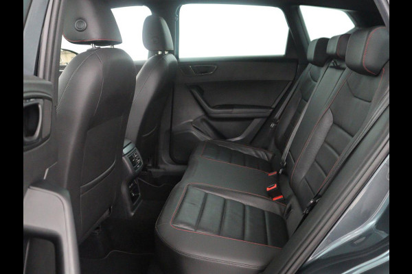 Seat Ateca1.4 EcoTSI FR | Leder | Stoelverwarming | Climate control | Cruise control | Camera | Park assist | Carplay | Seat Sound | Navigatie | Sfeerverlichting