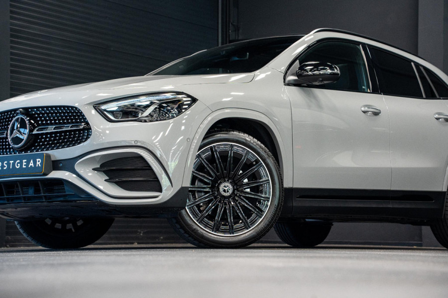 Mercedes-Benz GLA 250 e Business Solution AMG *Burmester / Panorama / HUD / Keyless / Surround-view*